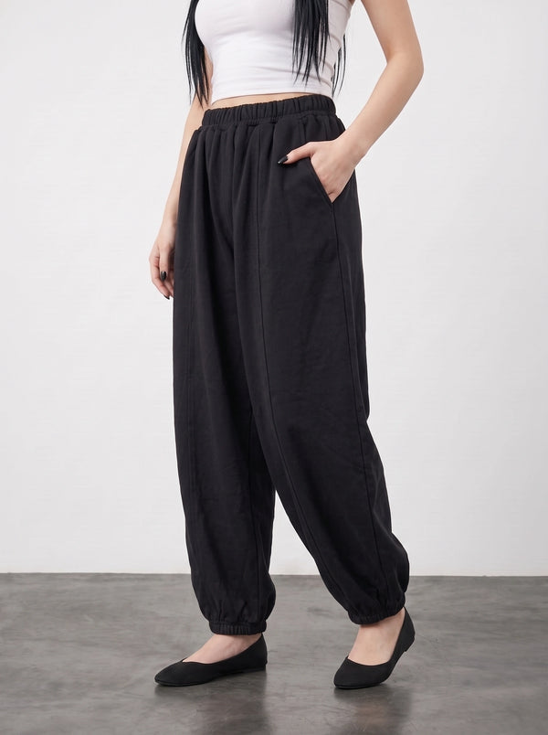 Black Seamed Balloon Trousers | Montivo Pakistan