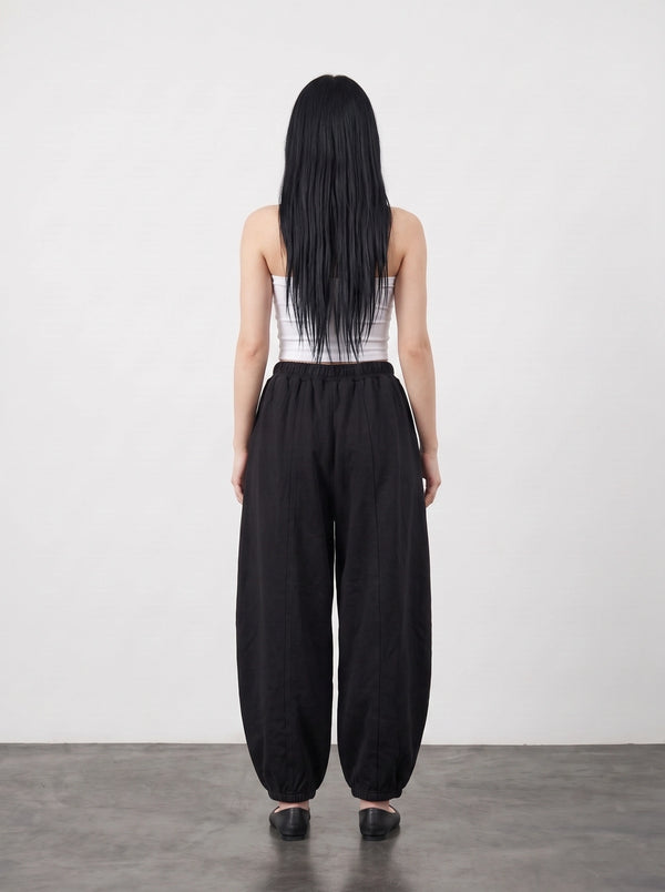 Black Seamed Balloon Trousers | Montivo Pakistan