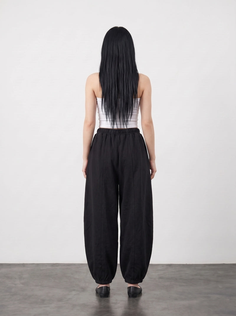 Black Seamed Balloon Trousers | Montivo Pakistan