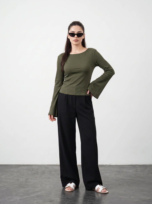 Green Broad Neck Flare Sleeves Top