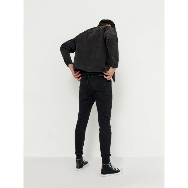 HB Black Carrot Fit Jeans | Montivo Pakistan