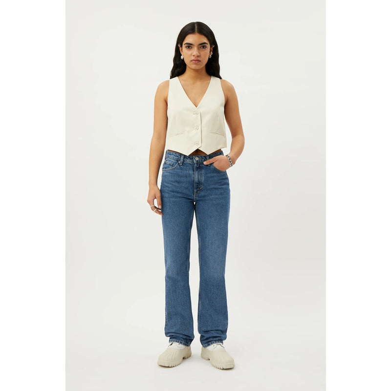 WD High Straight Jeans | Montivo Pakistan