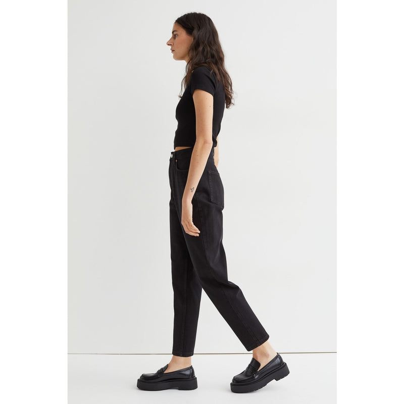 HM Mom Loose Fit Ultra High Jeans | Montivo Pakistan