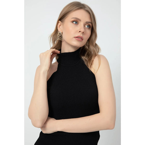 Sleeveless Turtleneck Black Top | Montivo Pakistan
