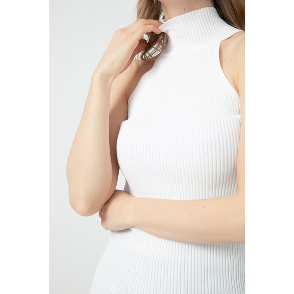 Sleeveless Turtleneck White Top | Montivo Pakistan