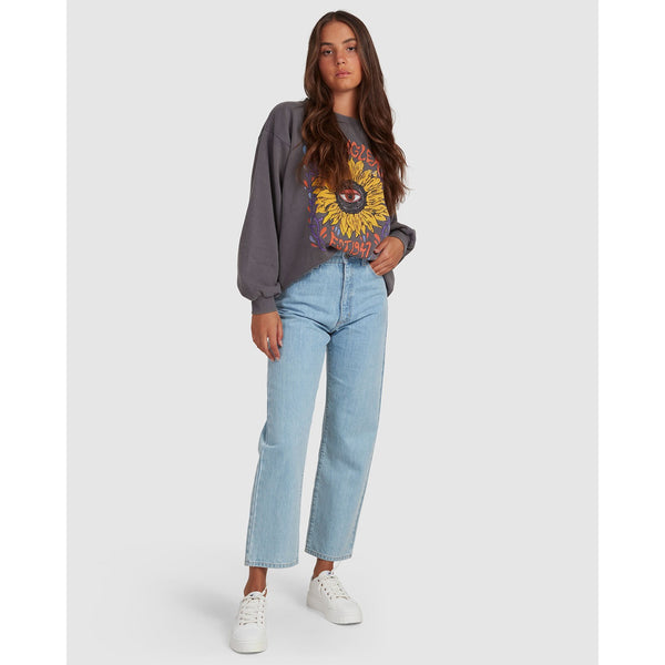 Venic Straight Mom Light Blue Jeans | Montivo Pakistan