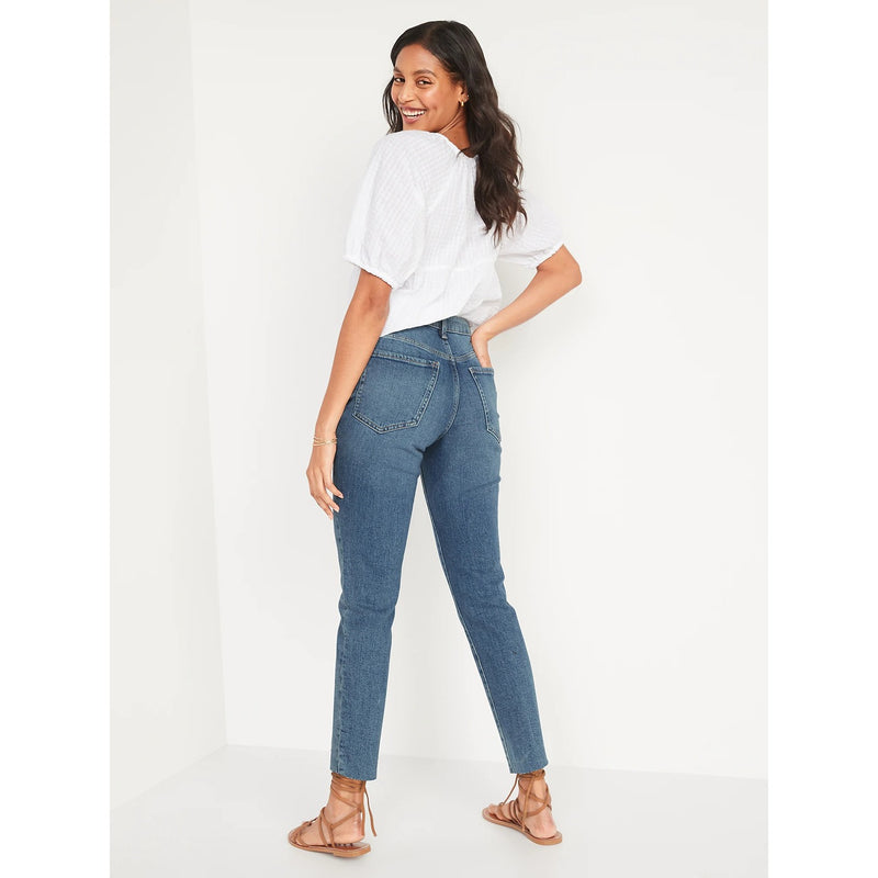 ON Straight Mom High Jeans | Montivo Pakistan