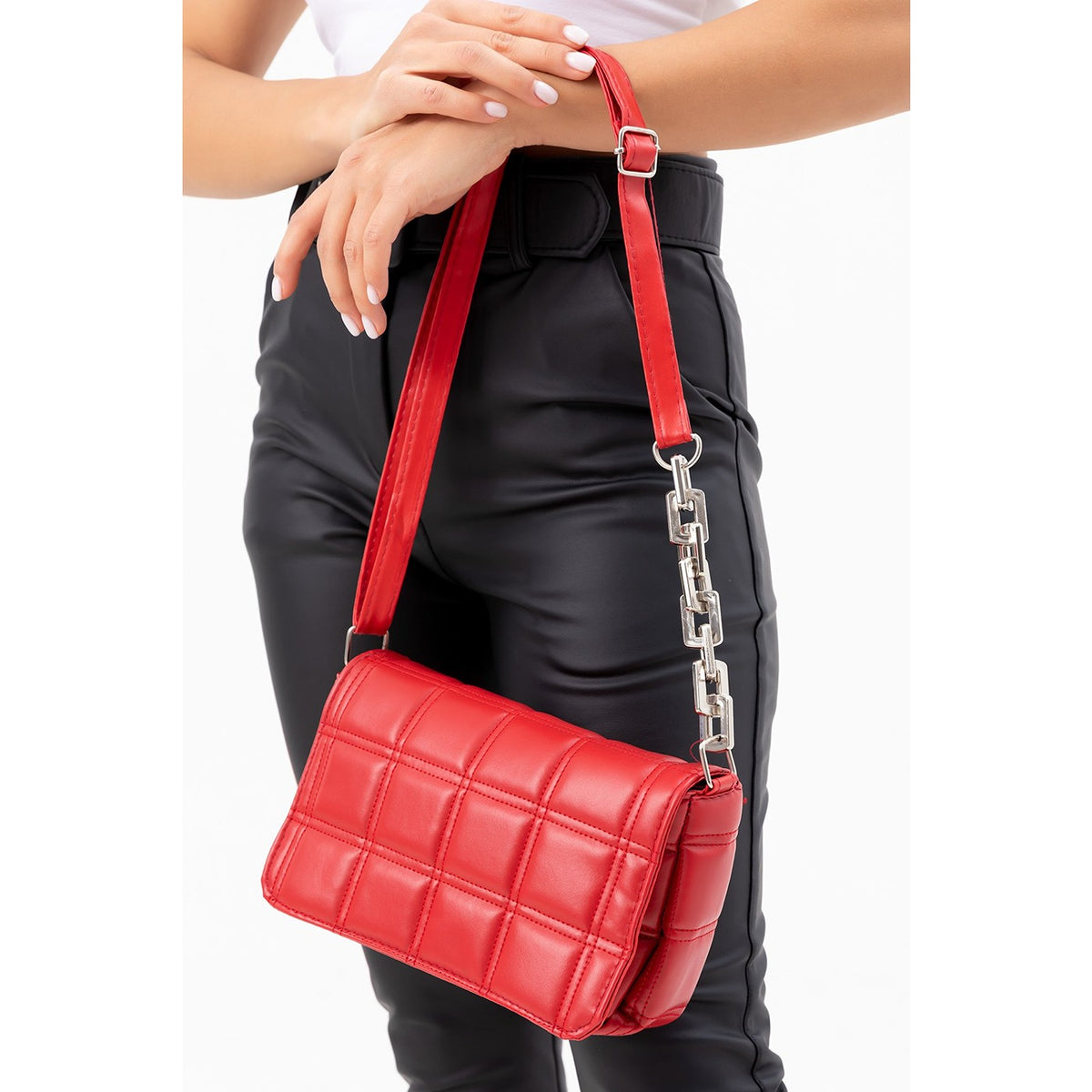 Red Botty Side Bag | Montivo Pakistan