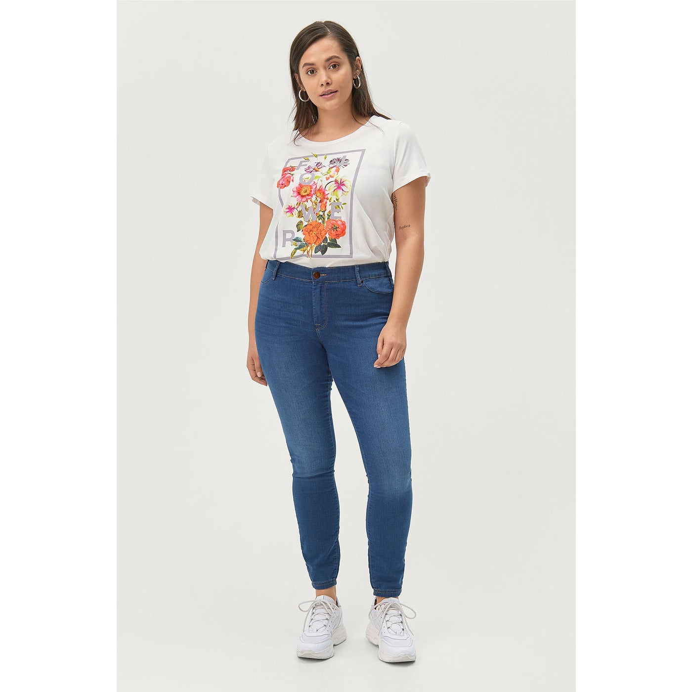 Zizzi Long Mid Blue Jeggings | Montivo Pakistan