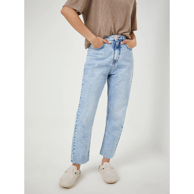 GRGE Light Blue Denim Cropped Jeans | Montivo Pakistan