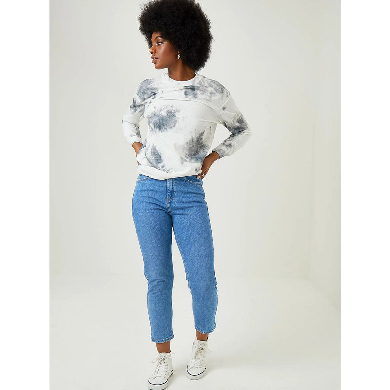 GRGE High Wasted Straight Leg Jeans | Montivo Pakistan