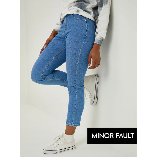 Minor Fault Women Straight Jeans | Montivo Pakistan