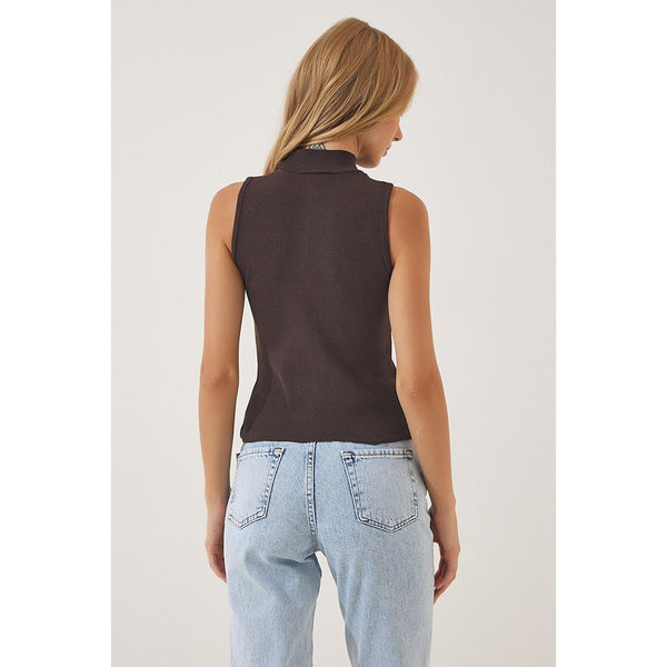 Brown Turtleneck Cotton Knitted Blouse | Montivo Pakistan