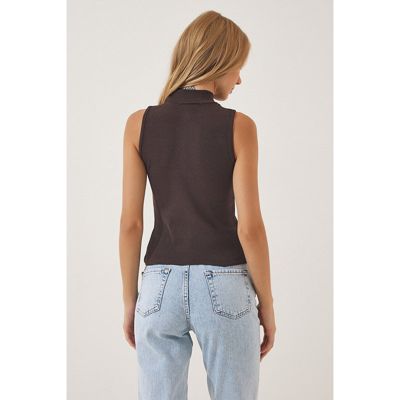 Brown Turtleneck Cotton Knitted Blouse | Montivo Pakistan
