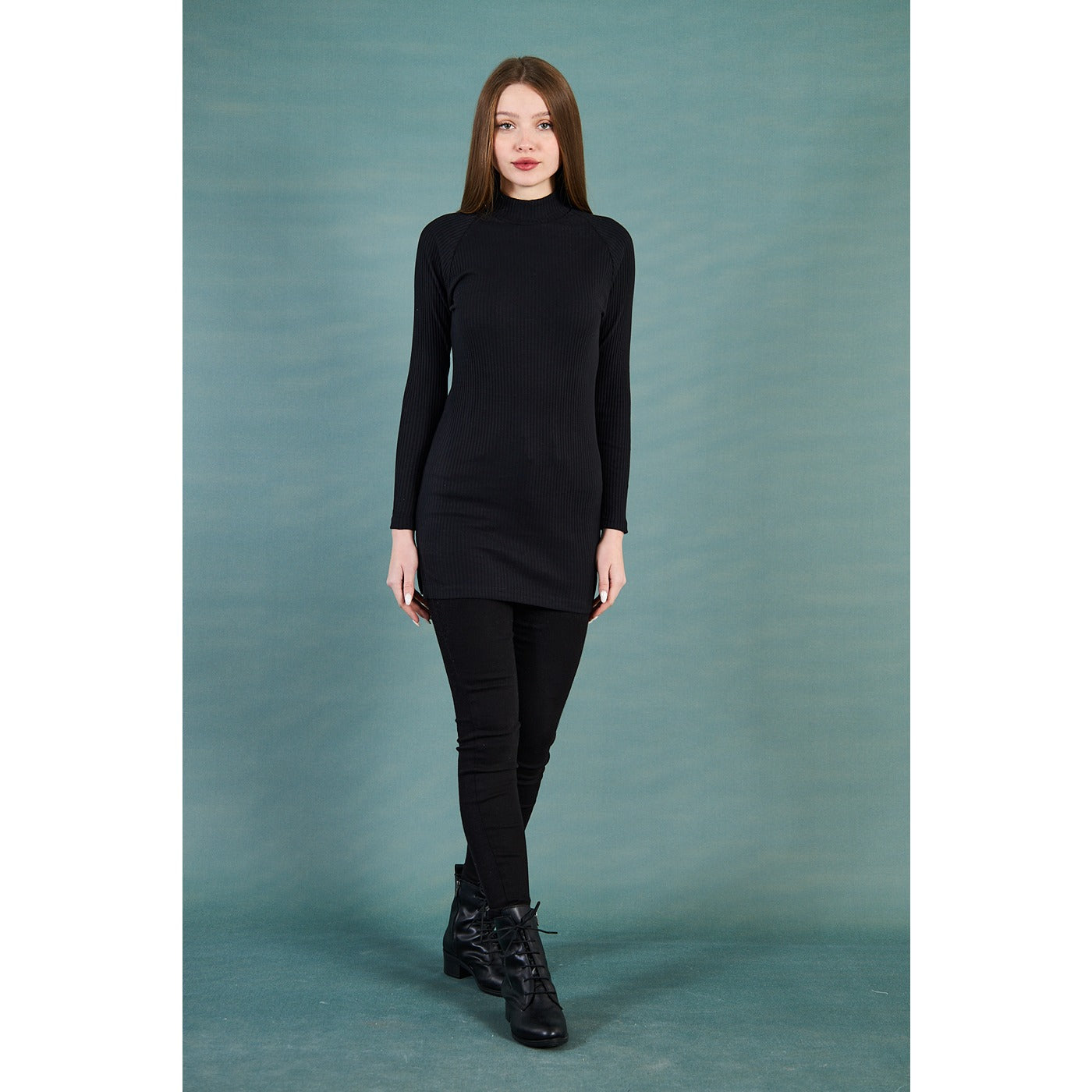 Black Ribbed Long Sweatshirt | Montivo Pakistan