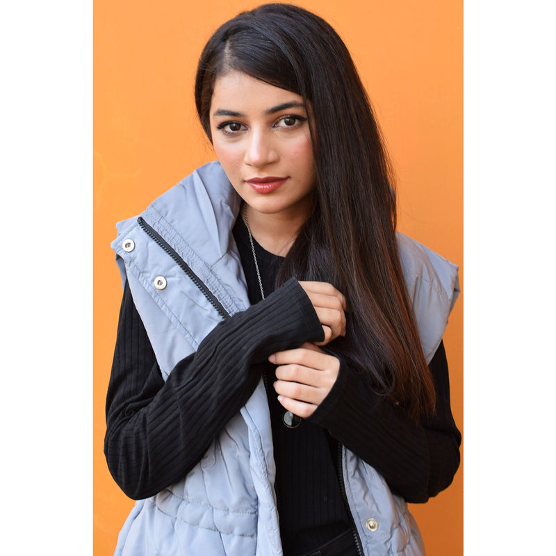 Grey Sleeveless Puffer Gilet | Montivo Pakistan