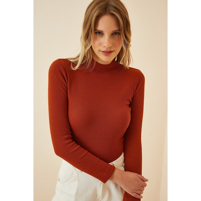 Red Turtleneck Ribbed Knitted Blouse | Montivo Pakistan