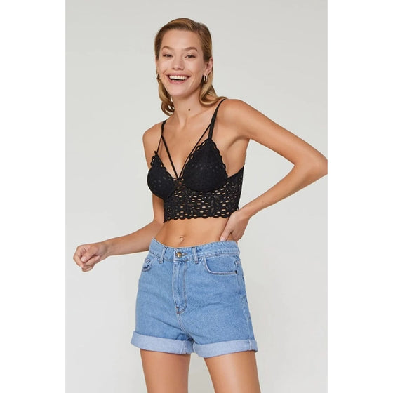 Liona Lace Black Lingerie Set | Montivo Pakistan