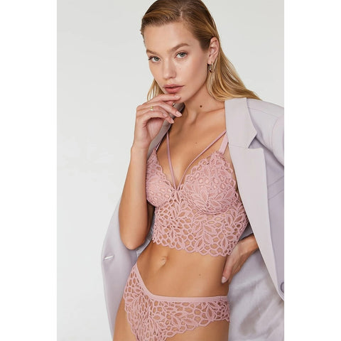 Lacy Peach Bralette Lingerie Set | Montivo Pakistan