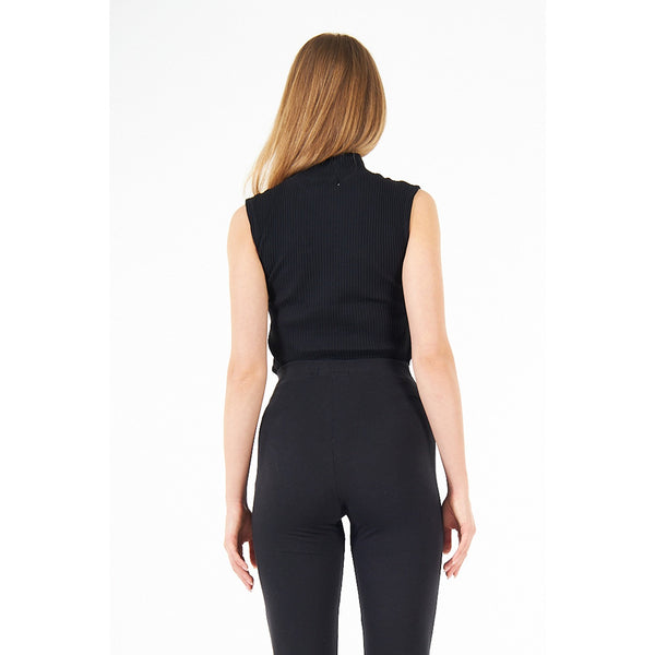 Black Sleeveless Top | Montivo Pakistan