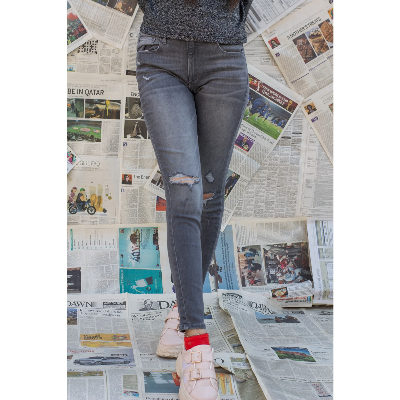 Grey Skinny Ripped Jeans | Montivo Pakistan