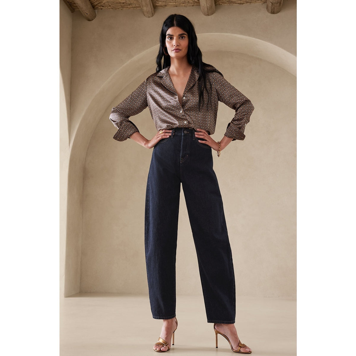 BR High Rise Barrel Fit Jeans | Montivo Pakistan