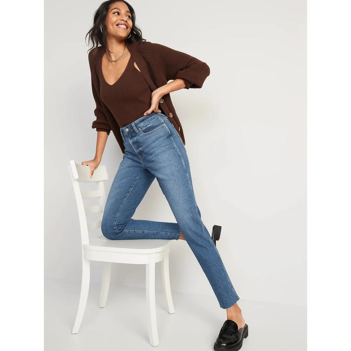 ON High Rise Straight Cut-off Jeans | Montivo Pakistan