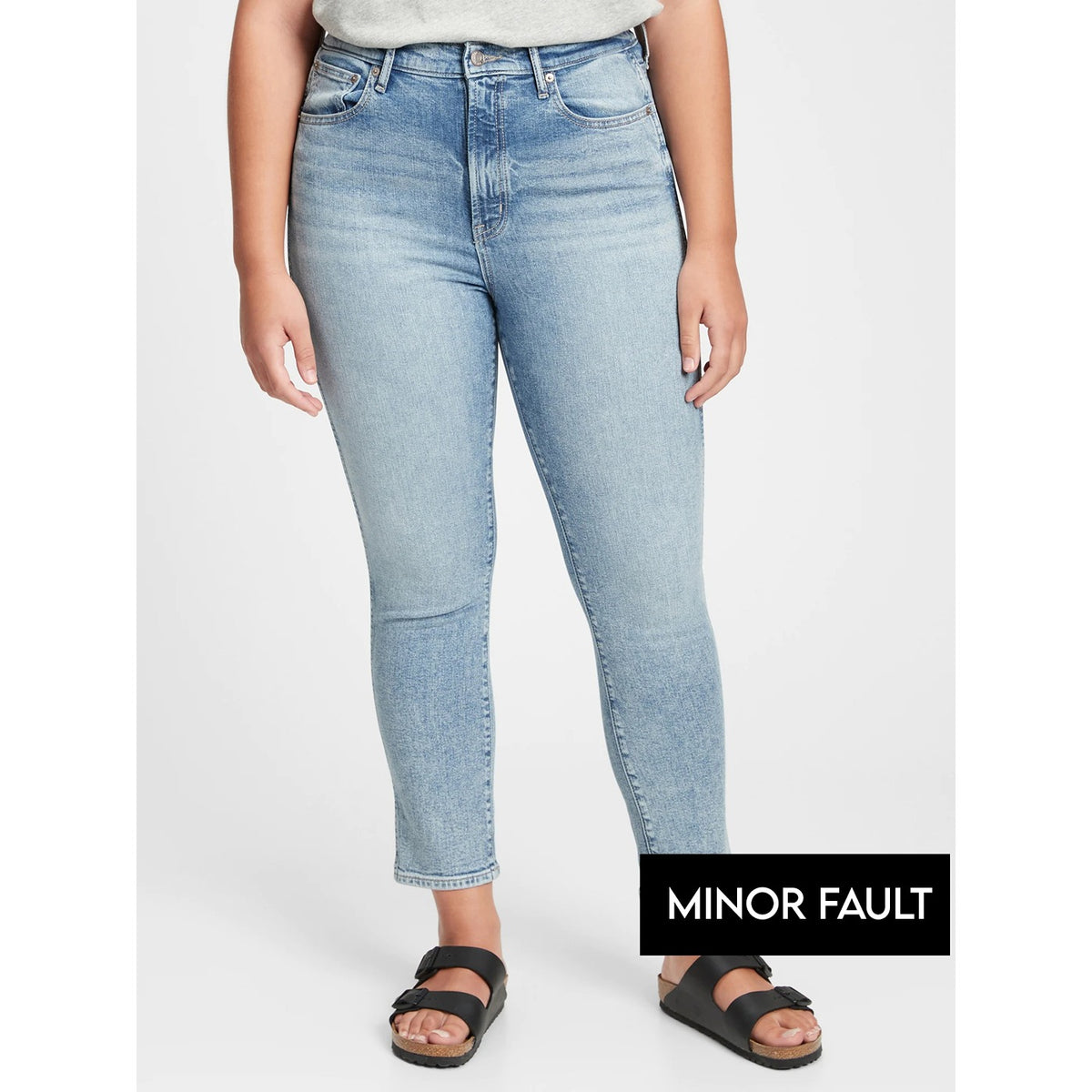 (Minor Fault) Slim High Vintage Jeans | Montivo Pakistan