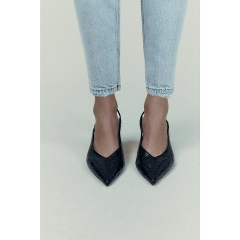 ZR Mom Fit High Waist Jeans | Montivo Pakistan