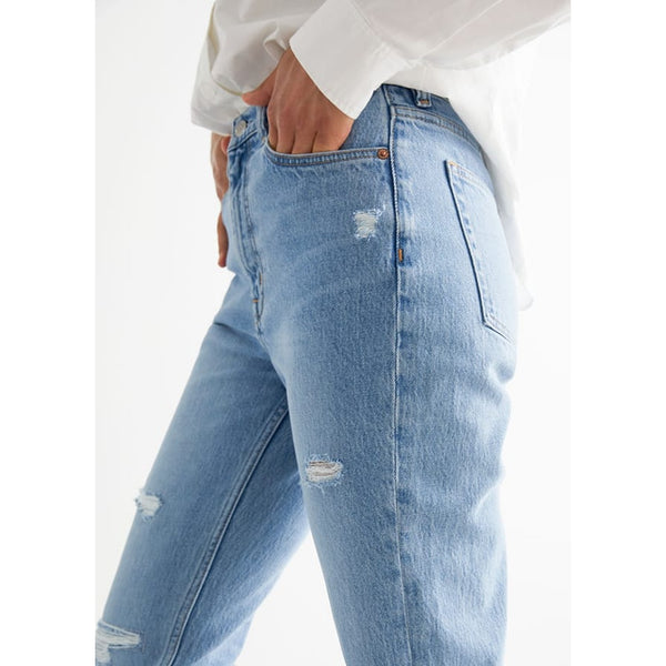 &OS Mid Rise Mom Fit Jeans | Montivo Pakistan