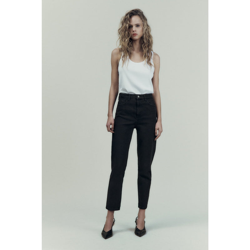 ZR Black Mom Fit High Rise Jeans | Montivo Pakistan
